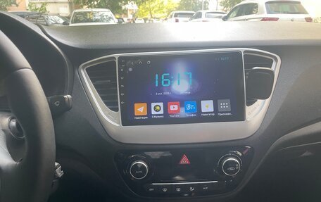 Hyundai Solaris II рестайлинг, 2019 год, 1 350 000 рублей, 17 фотография
