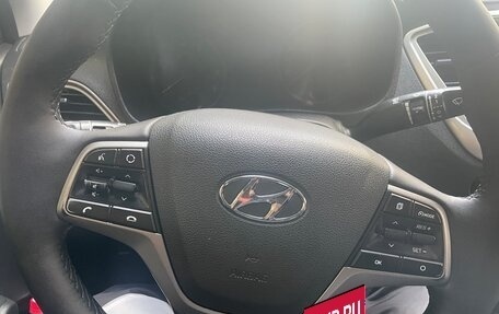 Hyundai Solaris II рестайлинг, 2019 год, 1 350 000 рублей, 15 фотография