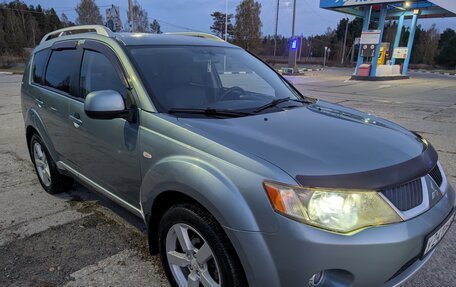 Mitsubishi Outlander III рестайлинг 3, 2008 год, 780 000 рублей, 4 фотография