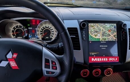 Mitsubishi Outlander III рестайлинг 3, 2008 год, 780 000 рублей, 6 фотография