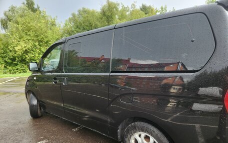 Hyundai H-1 II рестайлинг, 2008 год, 1 150 000 рублей, 5 фотография