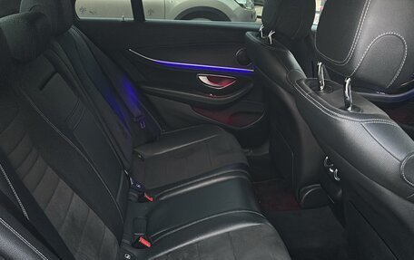 Mercedes-Benz E-Класс, 2019 год, 2 970 000 рублей, 2 фотография
