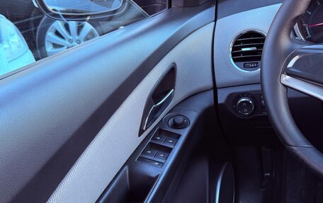 Chevrolet Cruze II, 2013 год, 790 000 рублей, 17 фотография