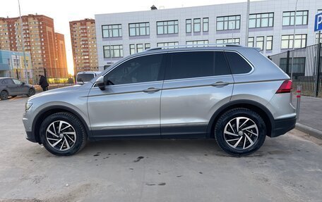 Volkswagen Tiguan II, 2018 год, 2 650 000 рублей, 4 фотография