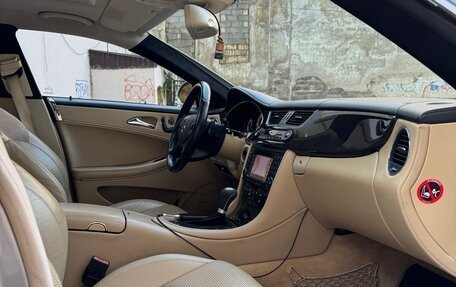Mercedes-Benz CLS AMG, 2005 год, 2 350 000 рублей, 13 фотография