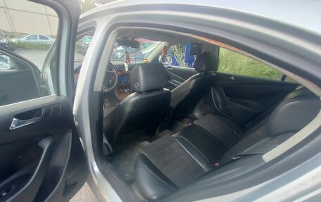 Volkswagen Passat B6, 2005 год, 380 000 рублей, 11 фотография