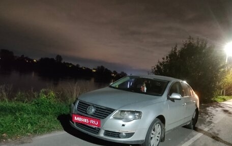 Volkswagen Passat B6, 2005 год, 380 000 рублей, 8 фотография