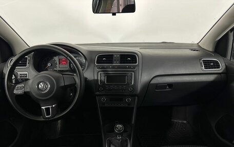 Volkswagen Polo VI (EU Market), 2013 год, 650 000 рублей, 6 фотография