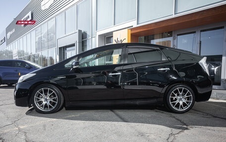 Toyota Prius, 2011 год, 1 098 000 рублей, 4 фотография