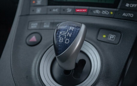 Toyota Prius, 2011 год, 1 098 000 рублей, 13 фотография