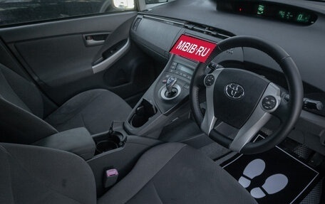 Toyota Prius, 2011 год, 1 098 000 рублей, 9 фотография