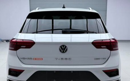 Volkswagen T-Roc I, 2022 год, 1 890 000 рублей, 5 фотография