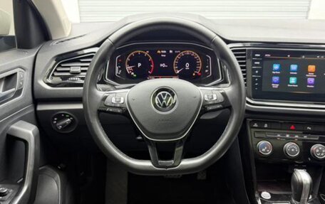 Volkswagen T-Roc I, 2022 год, 1 890 000 рублей, 8 фотография