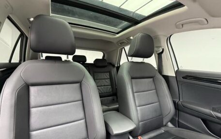 Volkswagen T-Roc I, 2022 год, 1 890 000 рублей, 15 фотография