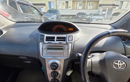 Toyota Vitz, 2009 год, 530 000 рублей, 9 фотография