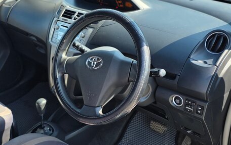 Toyota Vitz, 2009 год, 530 000 рублей, 4 фотография