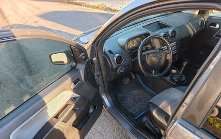 Ford Fusion I, 2005 год, 425 000 рублей, 13 фотография