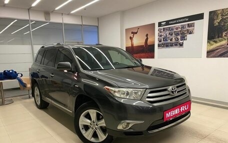 Toyota Highlander III, 2011 год, 2 250 000 рублей, 7 фотография