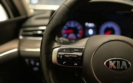 KIA K5, 2021 год, 2 700 000 рублей, 16 фотография