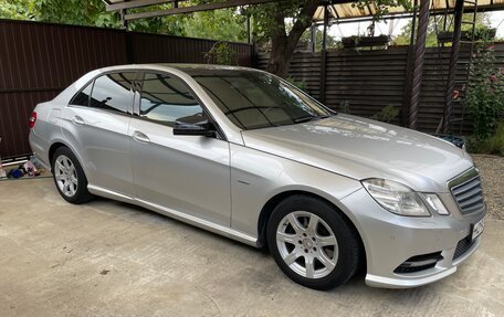 Mercedes-Benz E-Класс, 2011 год, 1 520 000 рублей, 5 фотография