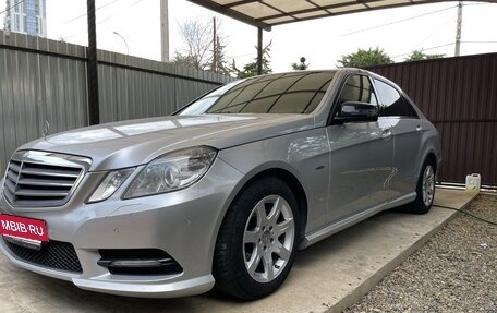 Mercedes-Benz E-Класс, 2011 год, 1 520 000 рублей, 8 фотография