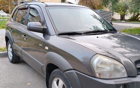 Hyundai Tucson III, 2007 год, 938 000 рублей, 2 фотография