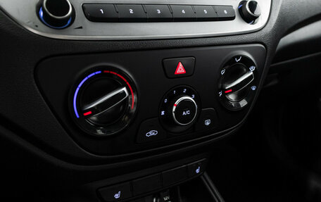 Hyundai Solaris II рестайлинг, 2020 год, 1 309 000 рублей, 15 фотография