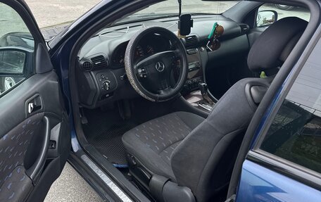 Mercedes-Benz C-Класс, 2002 год, 500 000 рублей, 3 фотография