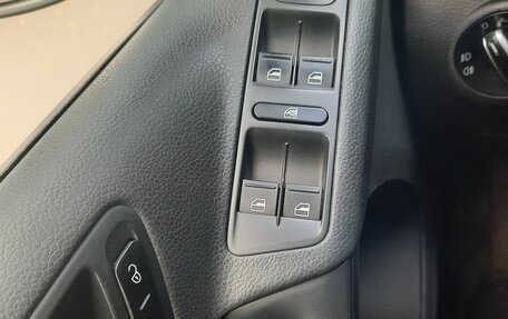 Volkswagen Tiguan I, 2012 год, 899 000 рублей, 10 фотография