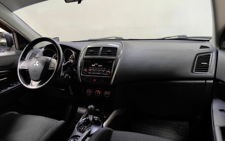 Mitsubishi ASX I рестайлинг, 2013 год, 1 299 000 рублей, 13 фотография