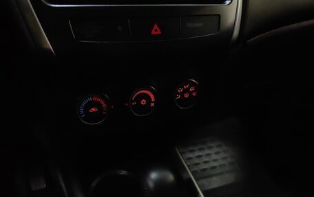 Mitsubishi ASX I рестайлинг, 2013 год, 1 299 000 рублей, 15 фотография