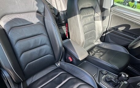 Volkswagen Tiguan II, 2017 год, 2 199 000 рублей, 15 фотография