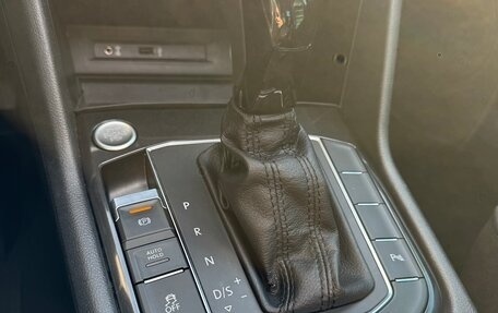 Volkswagen Tiguan II, 2017 год, 2 199 000 рублей, 12 фотография