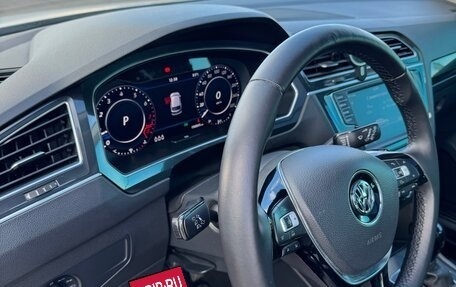 Volkswagen Tiguan II, 2017 год, 2 199 000 рублей, 13 фотография