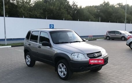 Chevrolet Niva I рестайлинг, 2020 год, 855 000 рублей, 4 фотография