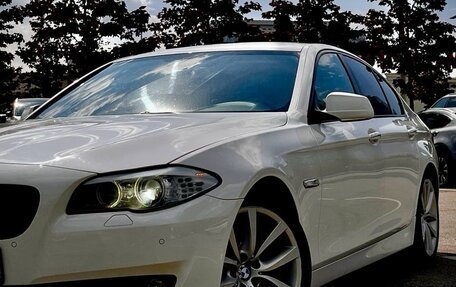 BMW 5 серия, 2012 год, 1 750 000 рублей, 2 фотография