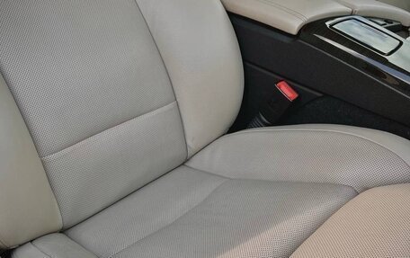 BMW 5 серия, 2012 год, 1 750 000 рублей, 23 фотография