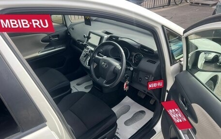 Toyota Wish II, 2009 год, 1 399 000 рублей, 13 фотография