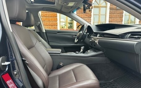 Lexus ES VII, 2017 год, 2 950 000 рублей, 14 фотография