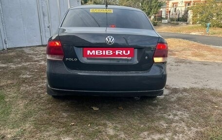 Volkswagen Polo VI (EU Market), 2011 год, 700 000 рублей, 2 фотография