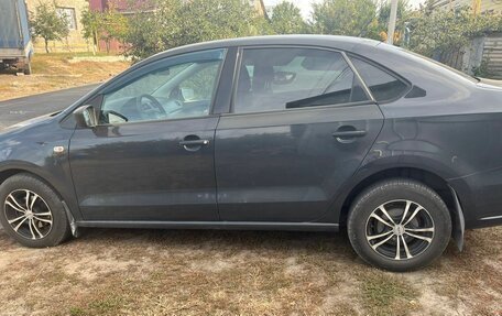 Volkswagen Polo VI (EU Market), 2011 год, 700 000 рублей, 8 фотография