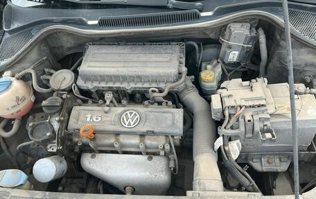 Volkswagen Polo VI (EU Market), 2011 год, 700 000 рублей, 7 фотография