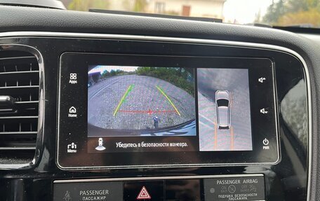 Mitsubishi Outlander III рестайлинг 3, 2019 год, 2 700 000 рублей, 8 фотография