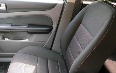 Ford Focus II рестайлинг, 2010 год, 1 150 000 рублей, 33 фотография