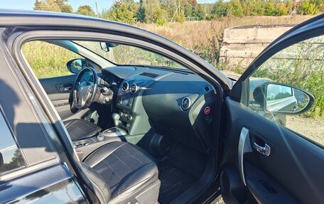 Nissan Qashqai, 2011 год, 930 000 рублей, 2 фотография