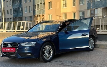 Audi A4, 2013 год, 1 380 000 рублей, 7 фотография