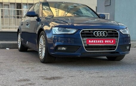 Audi A4, 2013 год, 1 380 000 рублей, 3 фотография