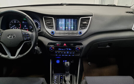 Hyundai Tucson III, 2017 год, 2 196 000 рублей, 6 фотография