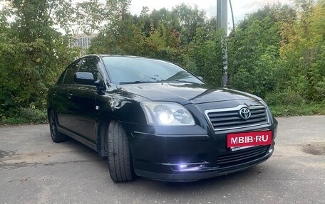 Toyota Avensis III рестайлинг, 2006 год, 950 000 рублей, 1 фотография