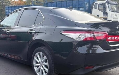 Toyota Camry, 2019 год, 2 500 000 рублей, 2 фотография